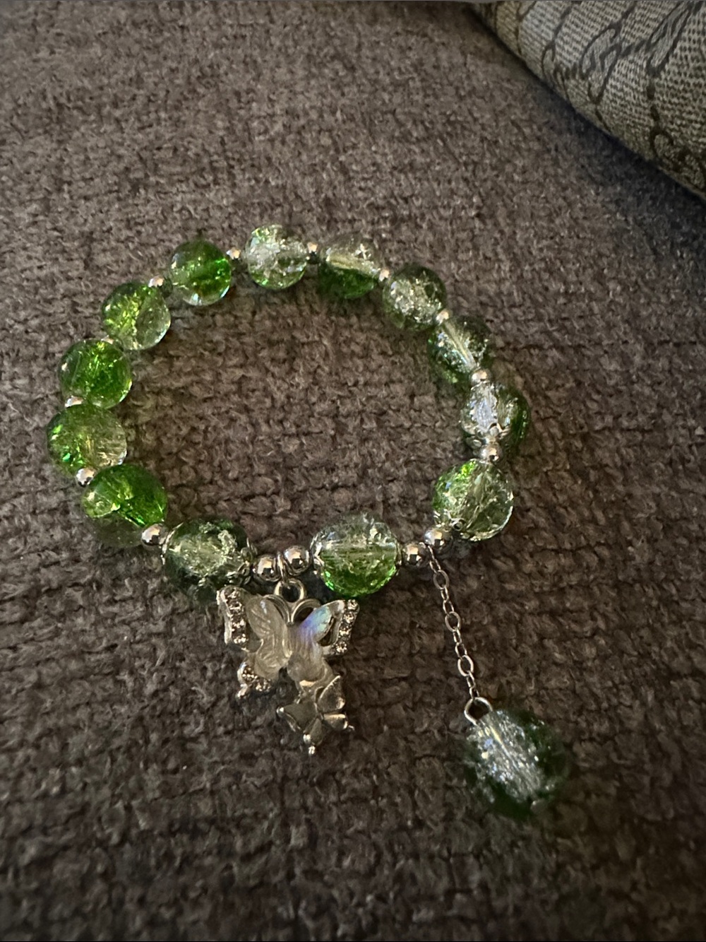 Source Unknown Green Crystal Beaded Bracelet with Butterfly Charm